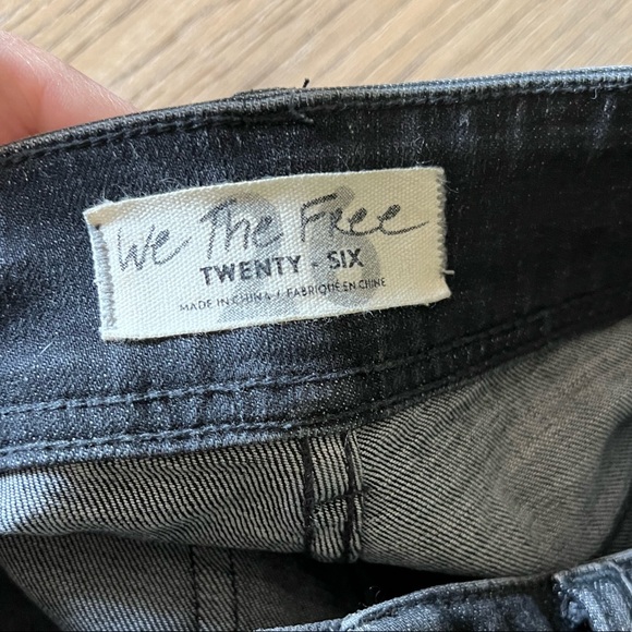 Free People We The Free Denim Frayed Ankle 26 - Picture 5 of 6